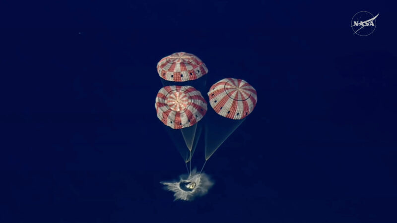 Artemis II Astronauts Return From Moon With A Splash